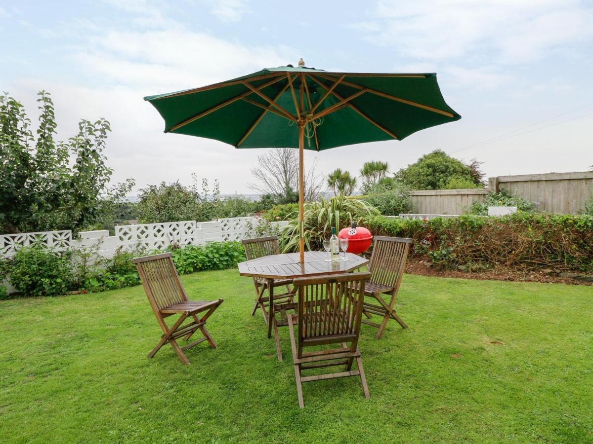 Fairview Apartment Salcombe Bagian luar foto